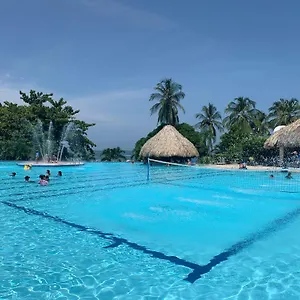 * * Magnifico * * Apto En La Playa * *costazul 405 Apartamento Santa Marta (Magdalena)